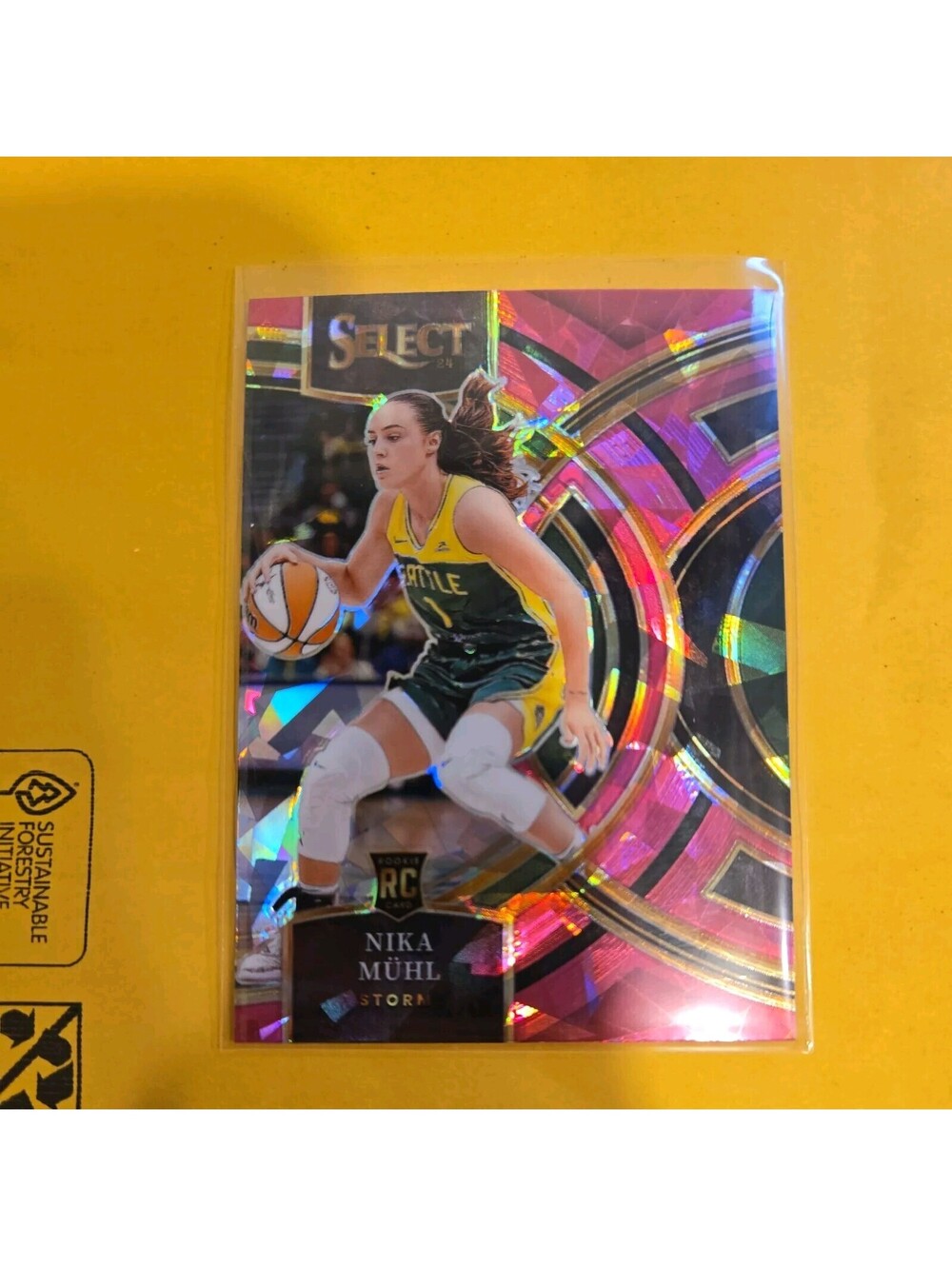 2024 Nika Muhl Panini Select WNBA Premier Pink Cracked Ice Rookie Card-#162